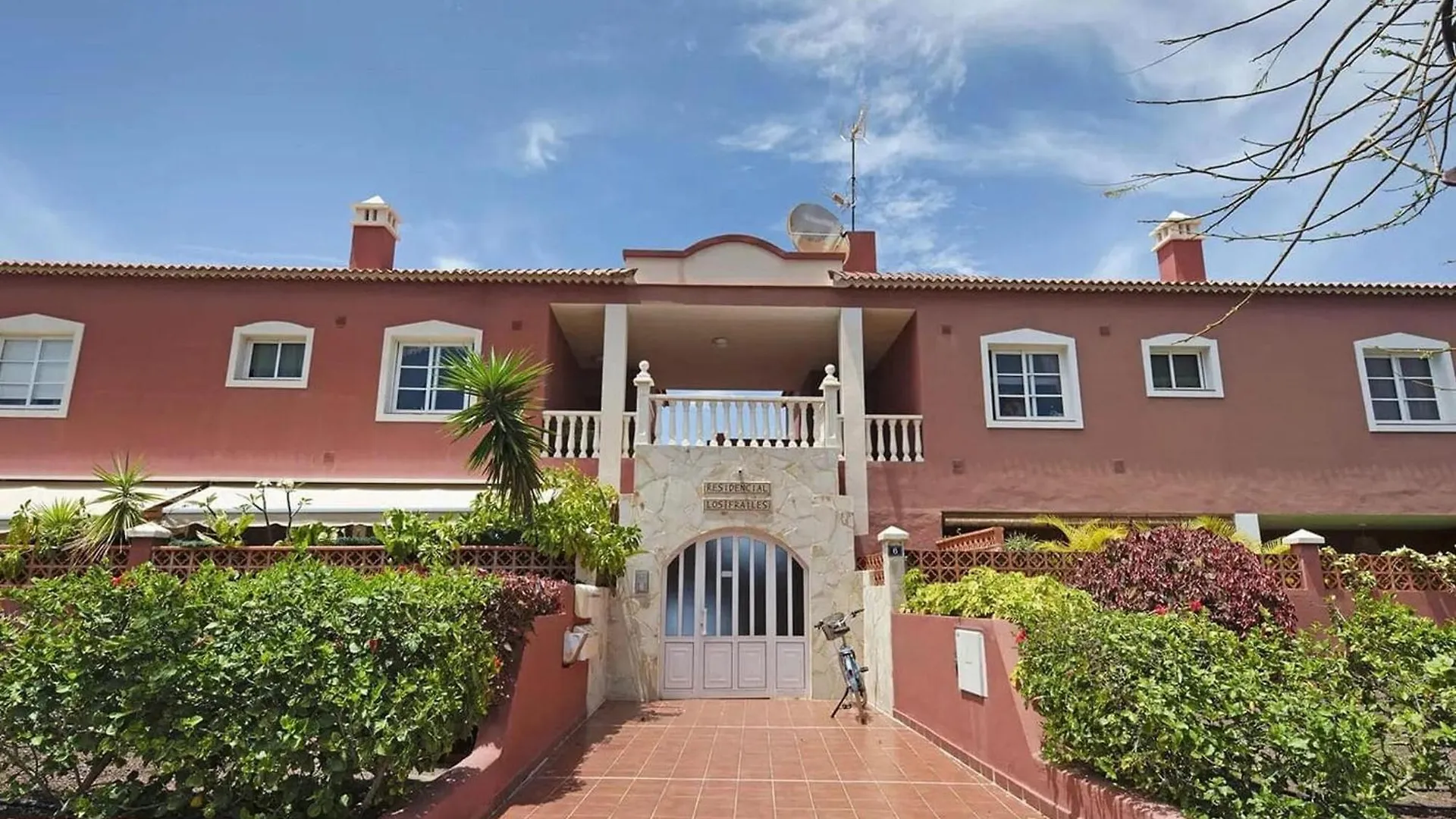Spacious Holiday Home With Private Terrace Puerto de la Cruz  Puerto de la Cruz (Tenerife)
